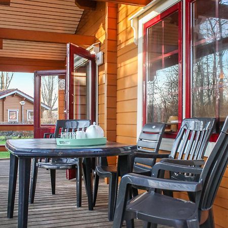 Awesome Home In Gramsbergen With Kitchen Exterior photo